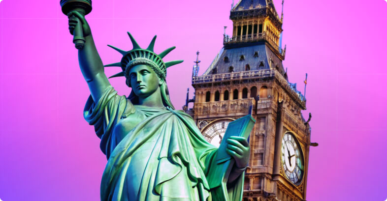 La Statue de la Liberté verte tenant un flambeau se tient à côté de la tour d'horloge de Big Ben.